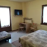 Iris Beb Aparthotel